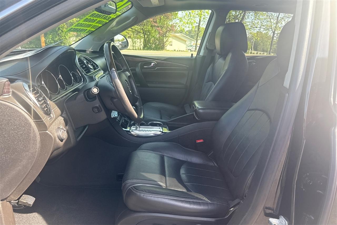 Buick Enclave Premium 4D SUV FWD 2016