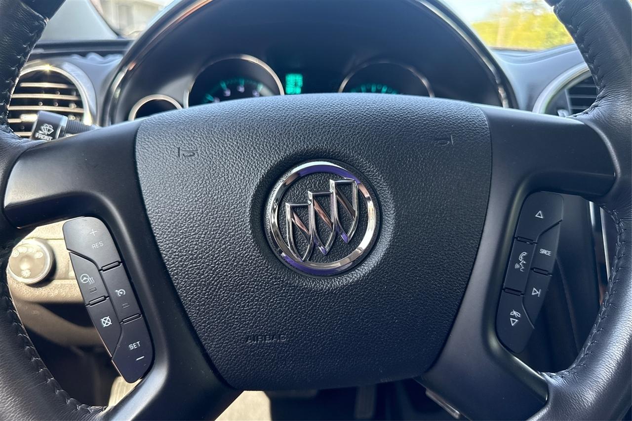 Buick Enclave Premium 4D SUV FWD 2016