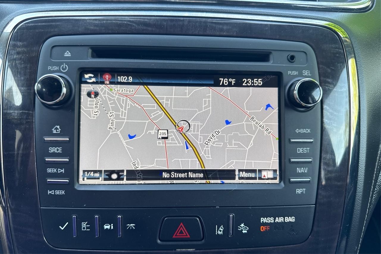 Buick Enclave Premium 4D SUV FWD 2016