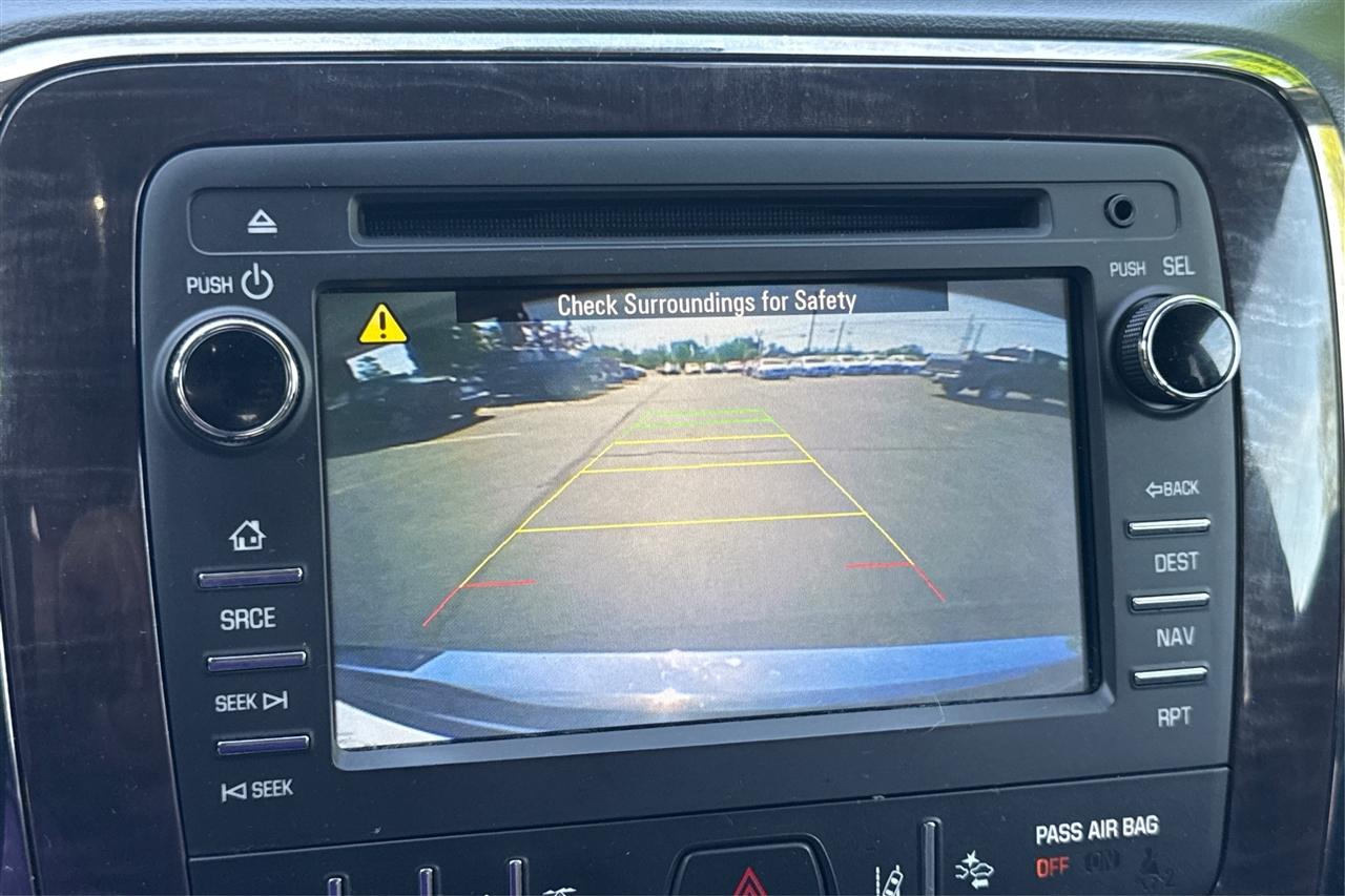 Buick Enclave Premium 4D SUV FWD 2016