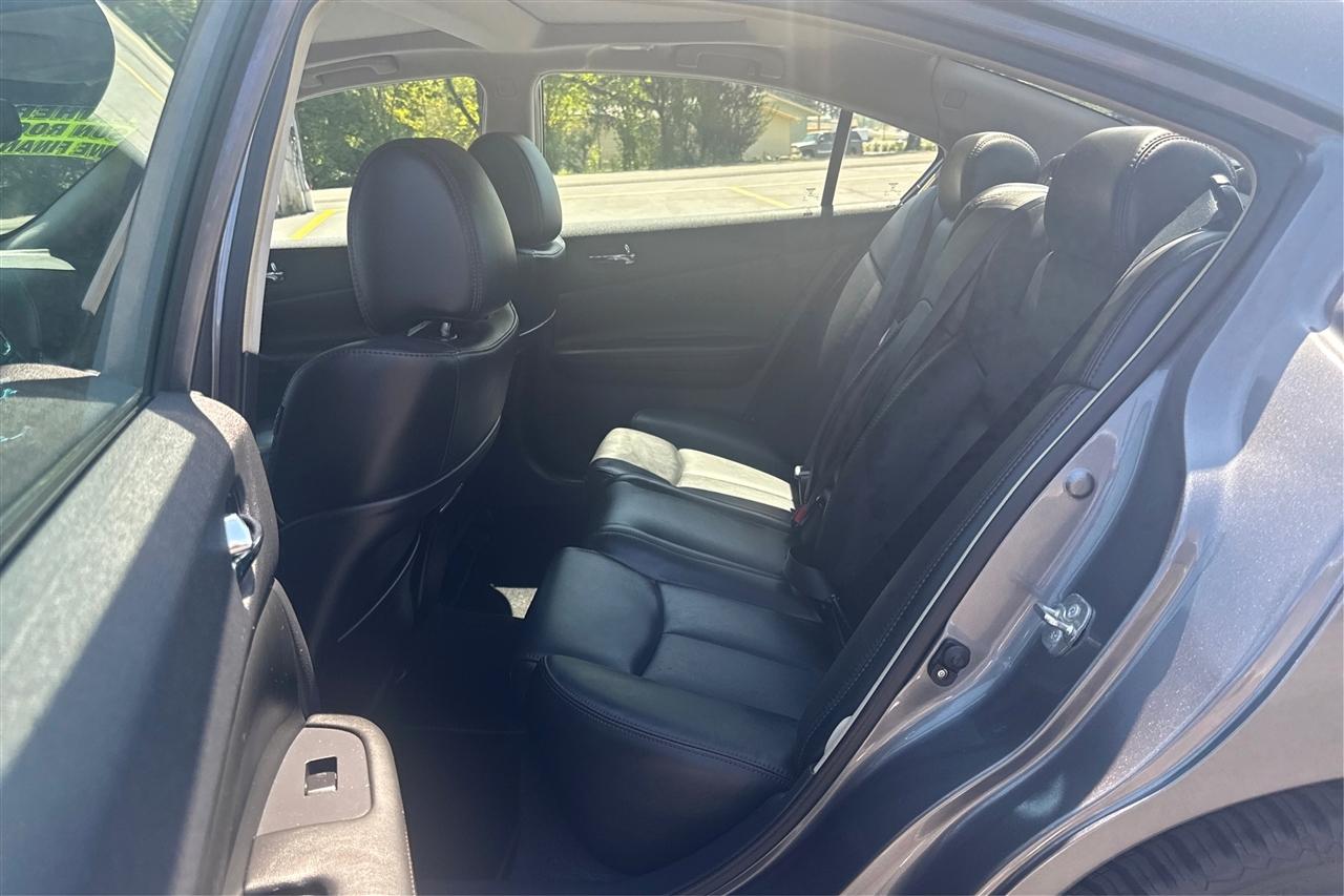 Nissan Maxima SV 4D Sedan 2014