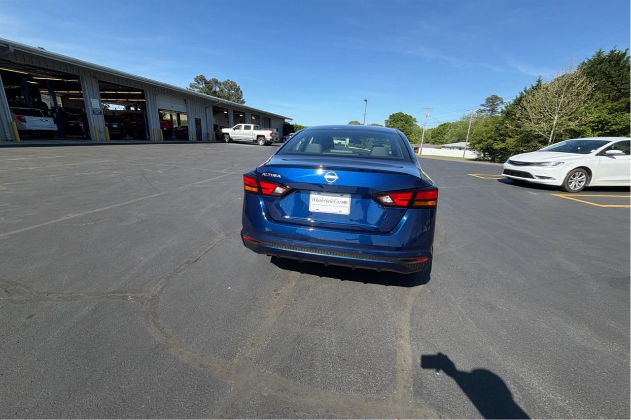 Nissan Altima S 4D Sedan 2.5 2024