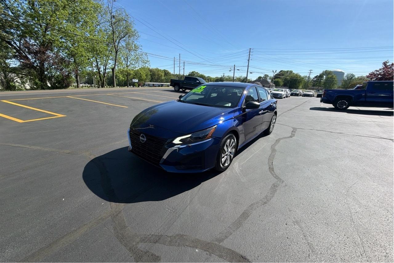 Nissan Altima S 4D Sedan 2.5 2024
