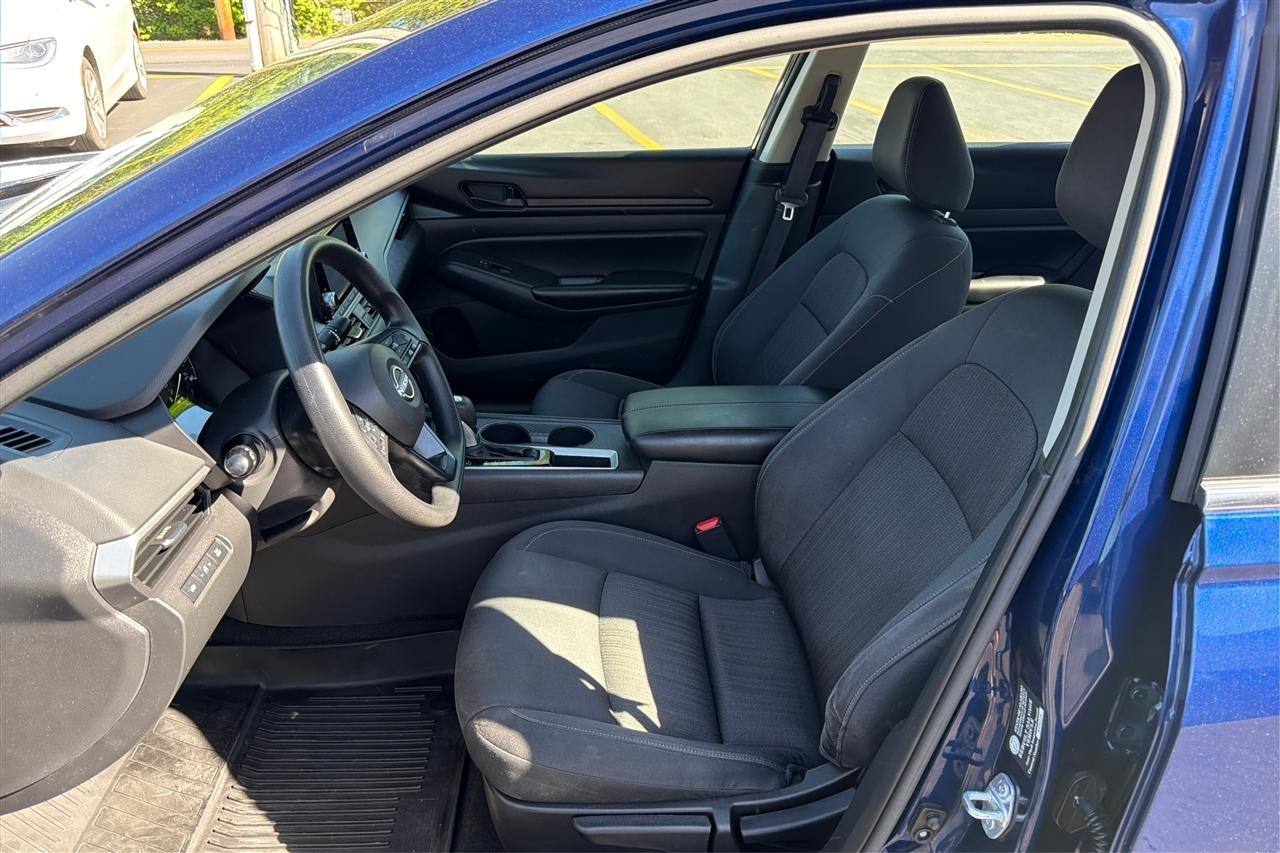 Nissan Altima S 4D Sedan 2.5 2024