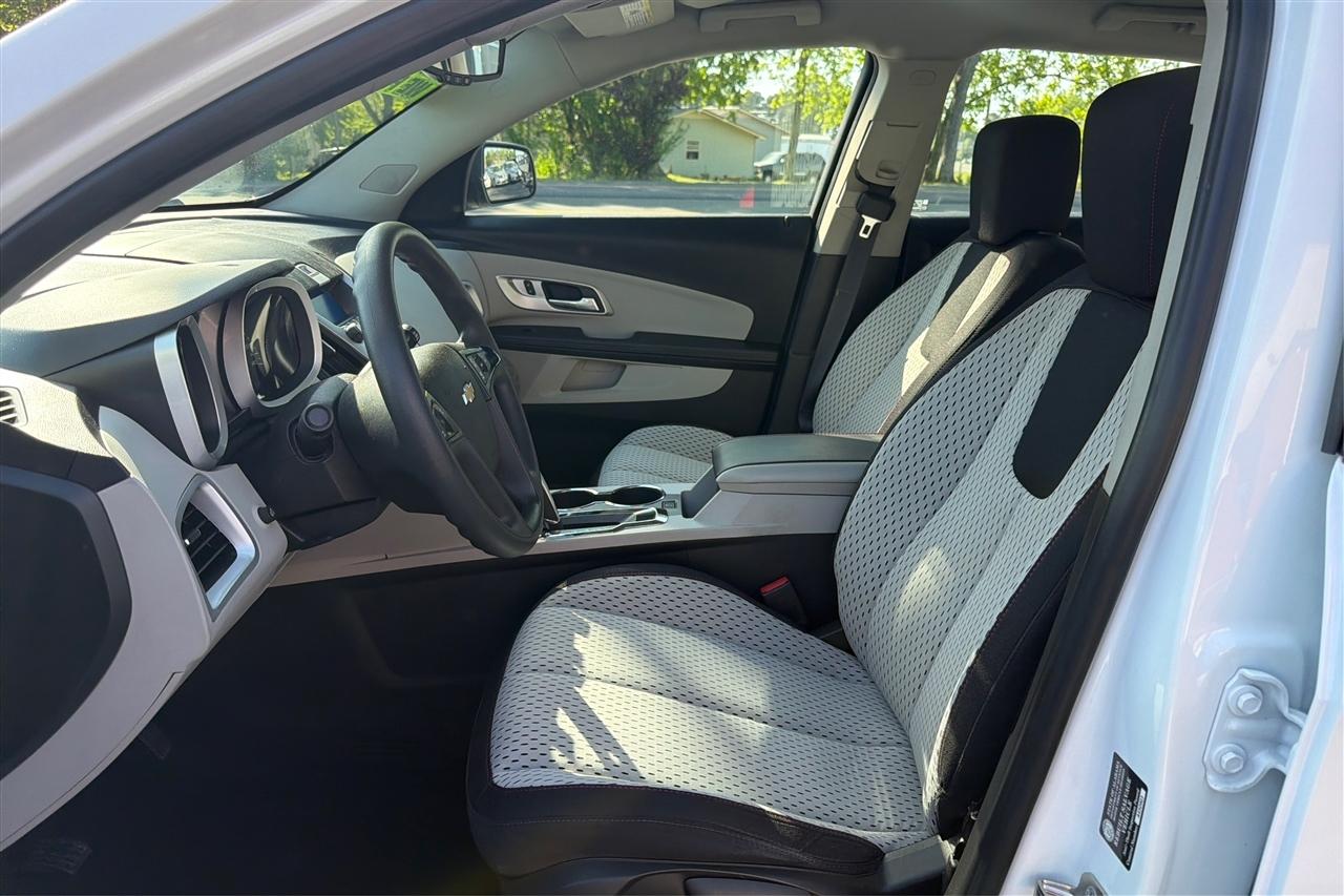 Chevrolet Equinox LS 4D SUV FWD 2014