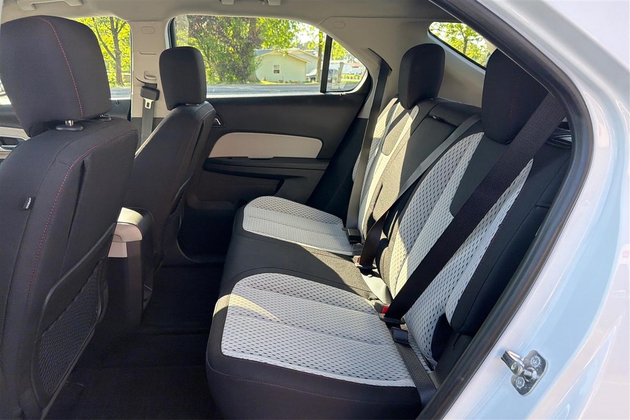 Chevrolet Equinox LS 4D SUV FWD 2014