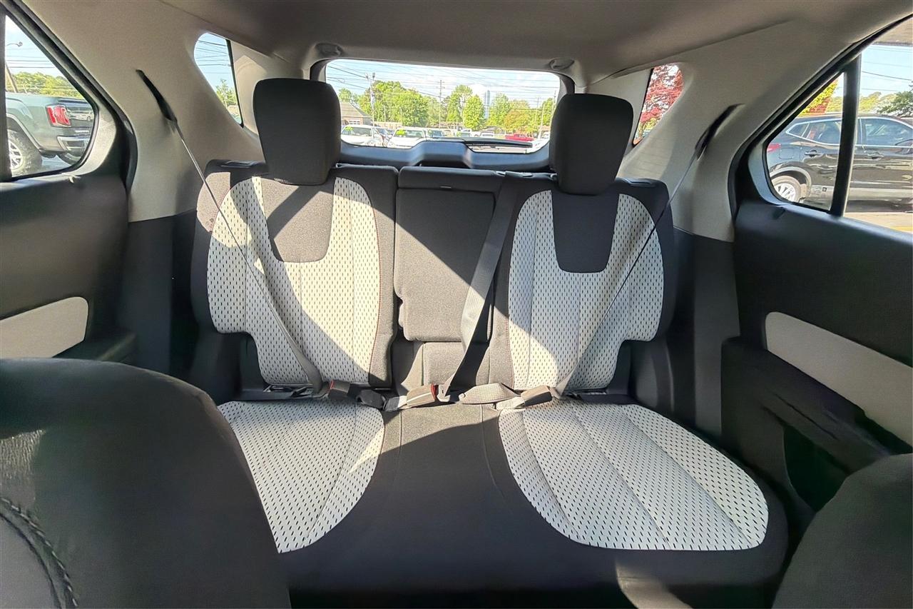 Chevrolet Equinox LS 4D SUV FWD 2014