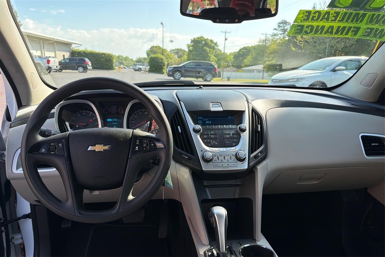 Chevrolet Equinox LS 4D SUV FWD 2014