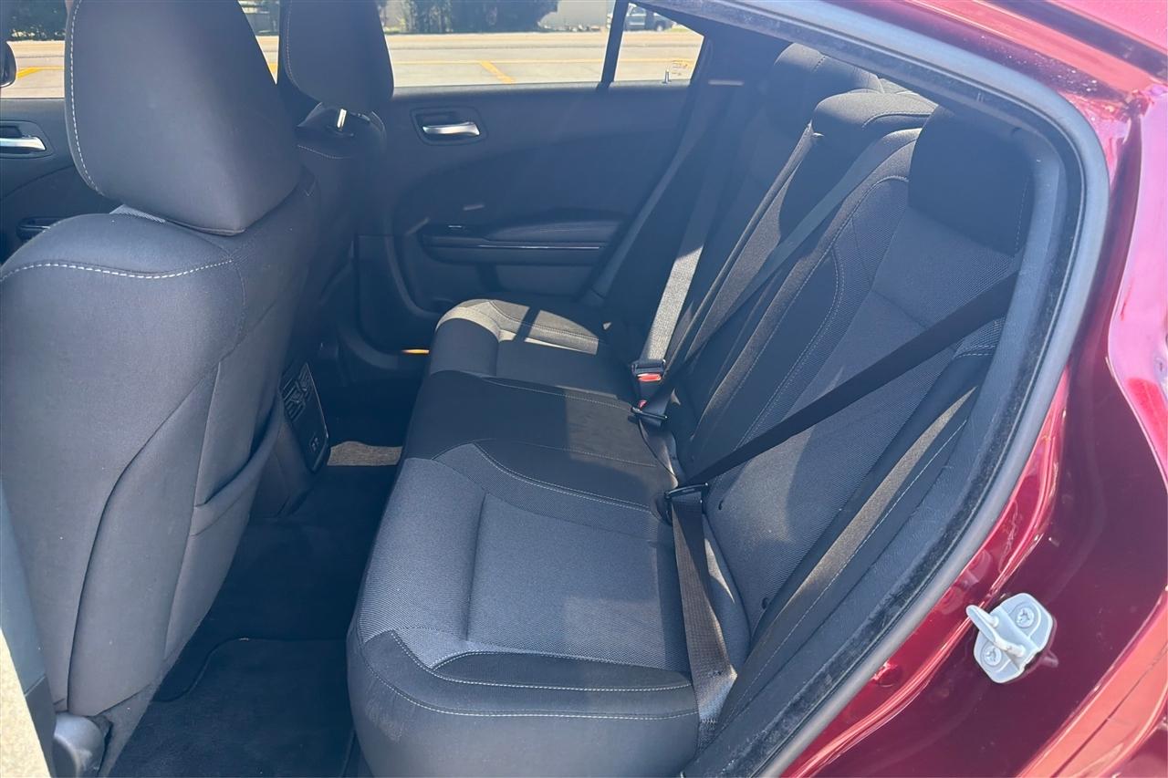 Dodge Charger SXT 4D Sedan 2022