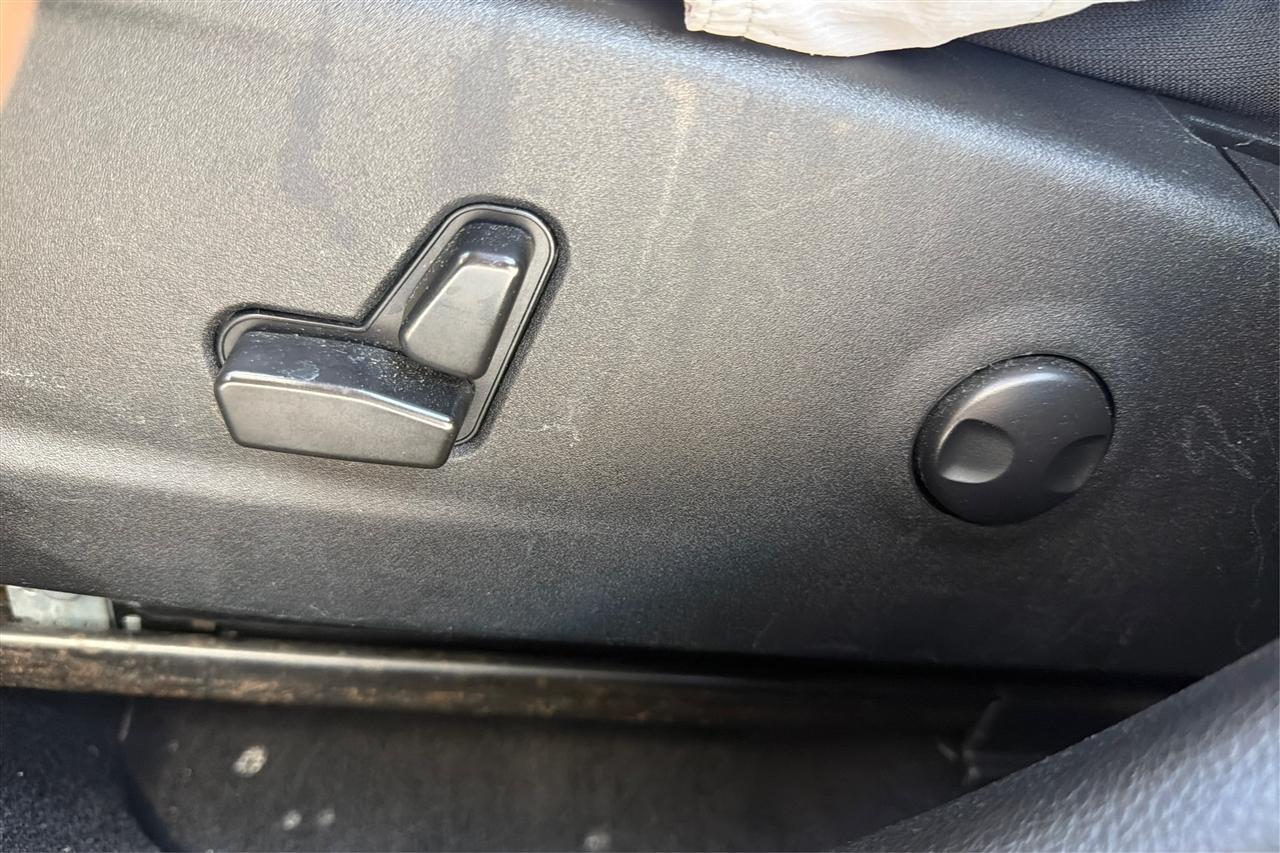 Dodge Charger SXT 4D Sedan 2022