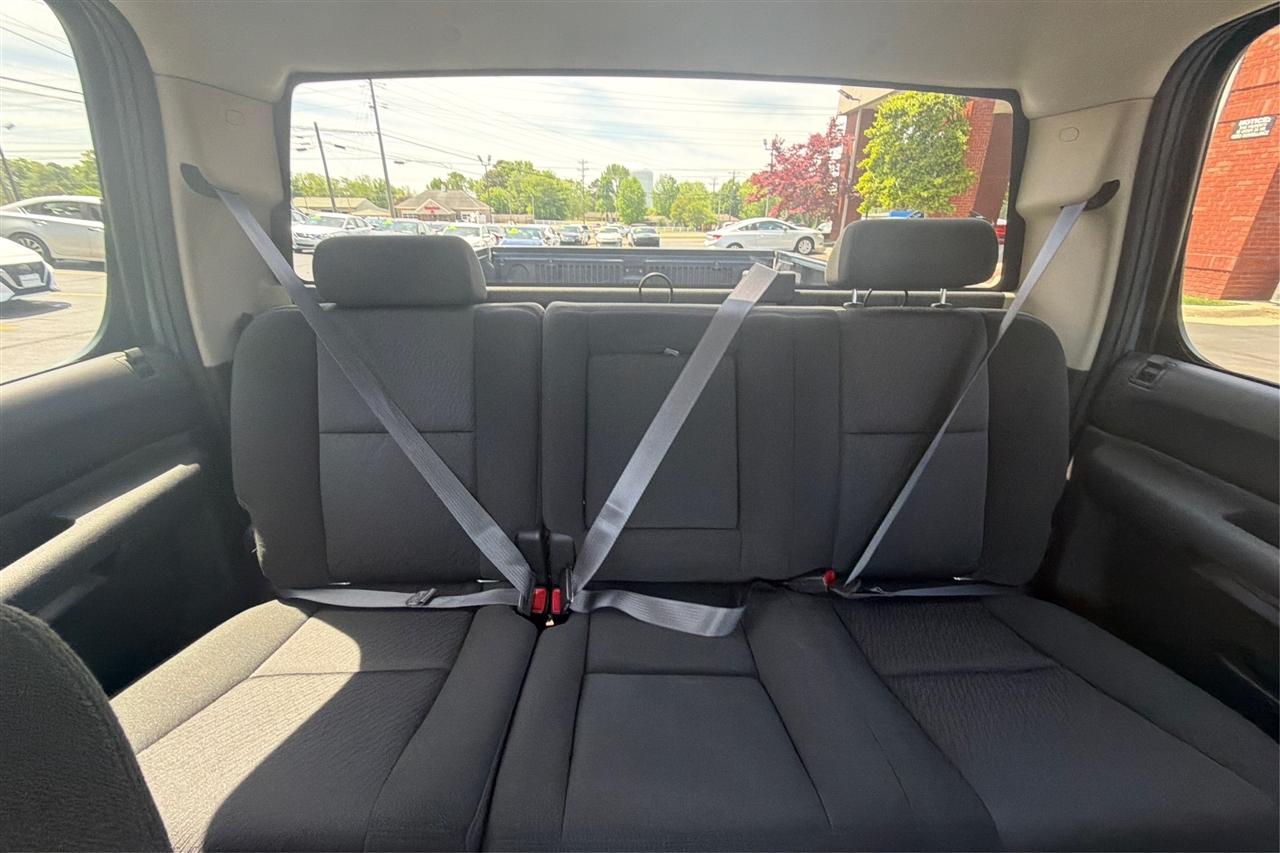 Chevrolet Silverado 1500 1LT Crew Cab 2WD 2011