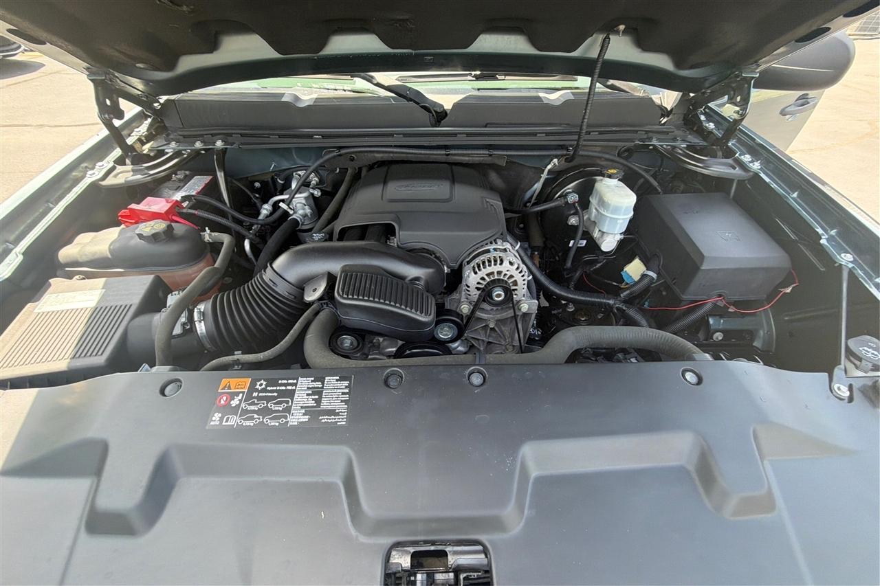 Chevrolet Silverado 1500 1LT Crew Cab 2WD 2011