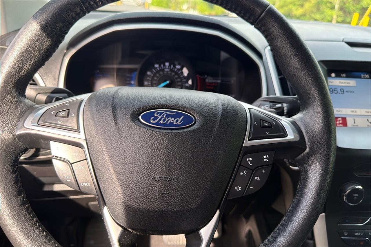 Ford Edge SEL 4D SUV FWD 2016