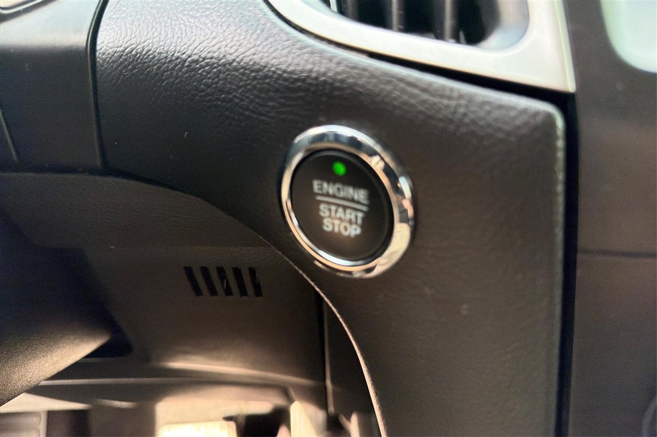 Ford Edge SEL 4D SUV FWD 2016