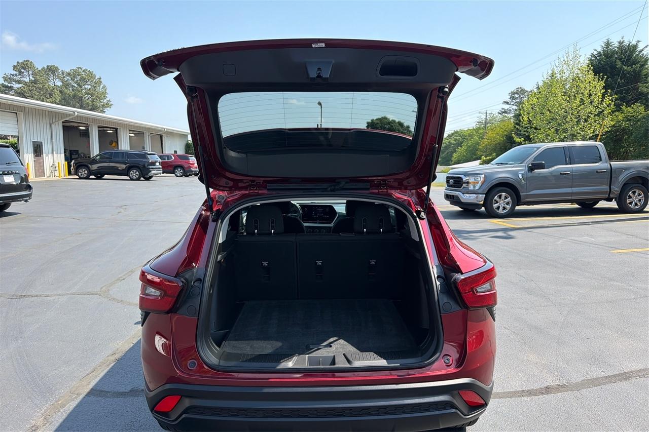 Chevrolet Trax LS 4D SUV 2024