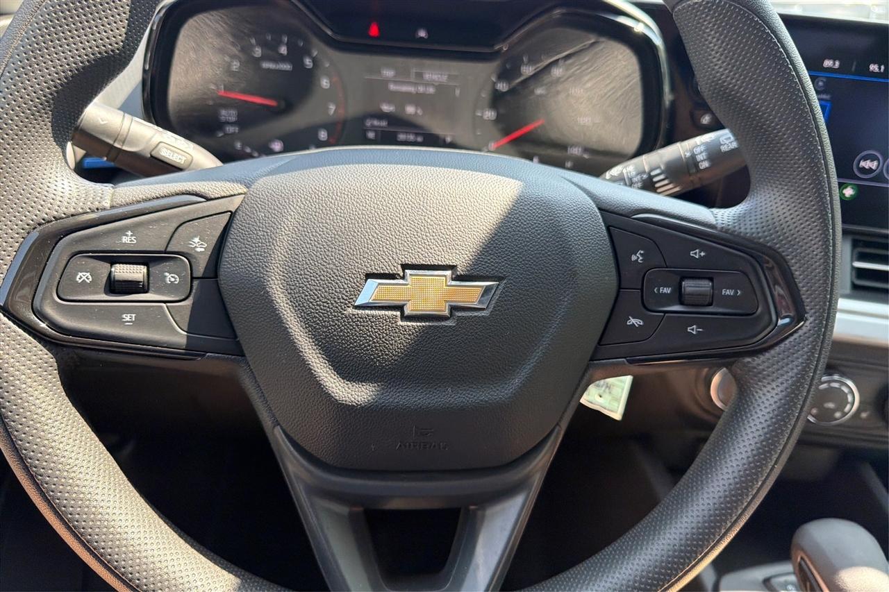 Chevrolet Trax LS 4D SUV 2024