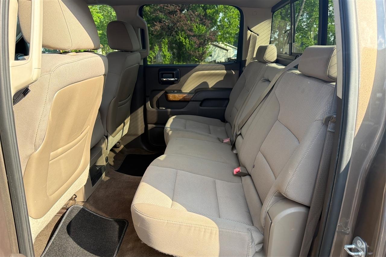 GMC Sierra 1500 SLE Crew Cab 2WD 2015