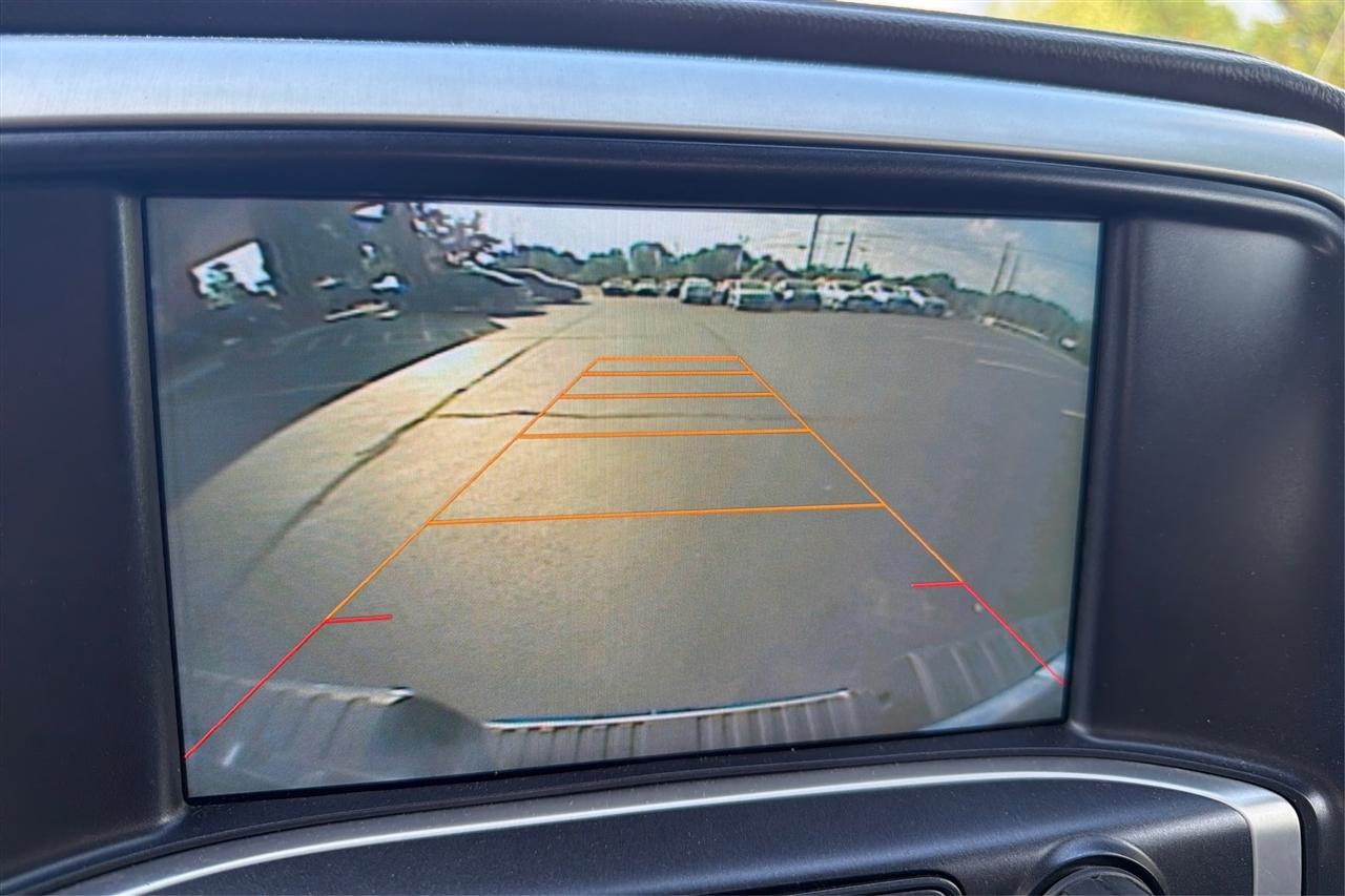 GMC Sierra 1500 SLE Crew Cab 2WD 2015