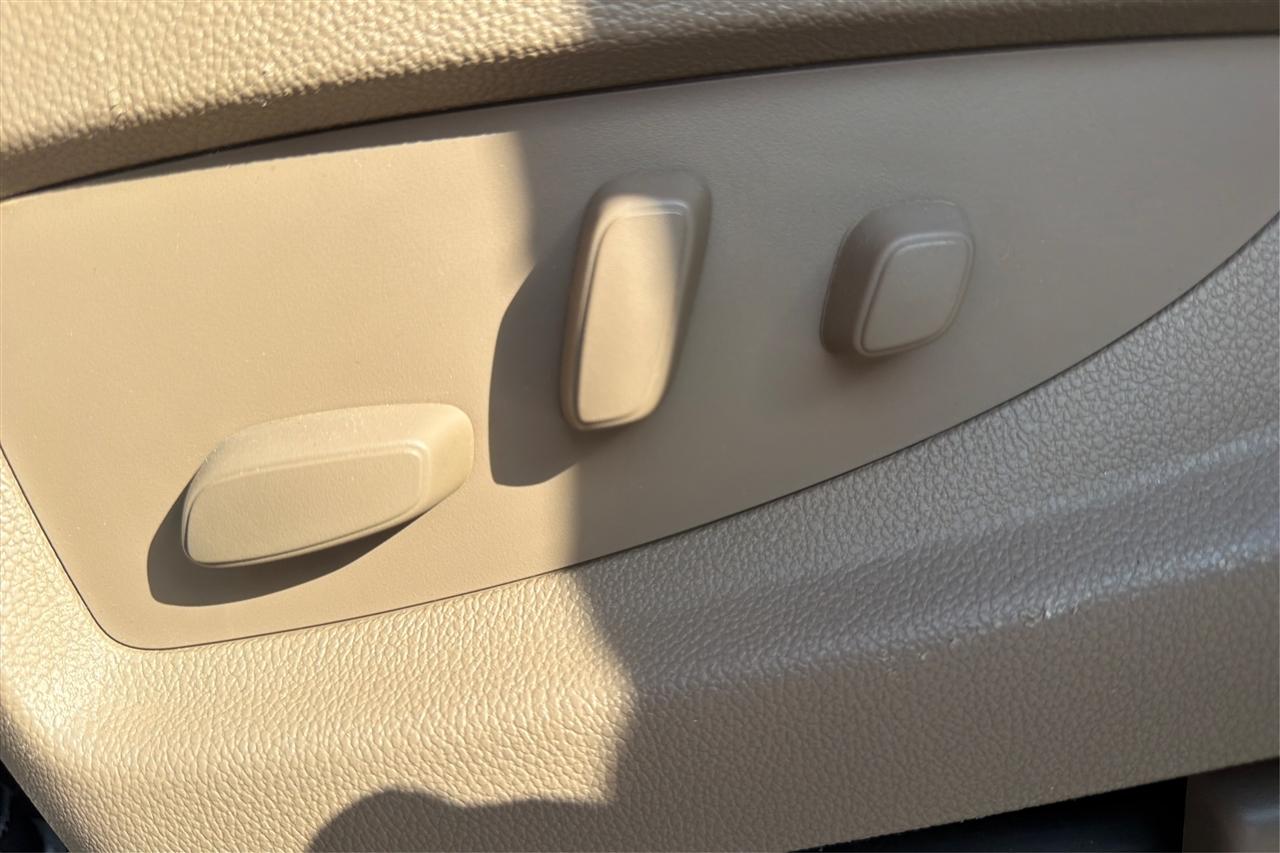 GMC Sierra 1500 SLE Crew Cab 2WD 2015