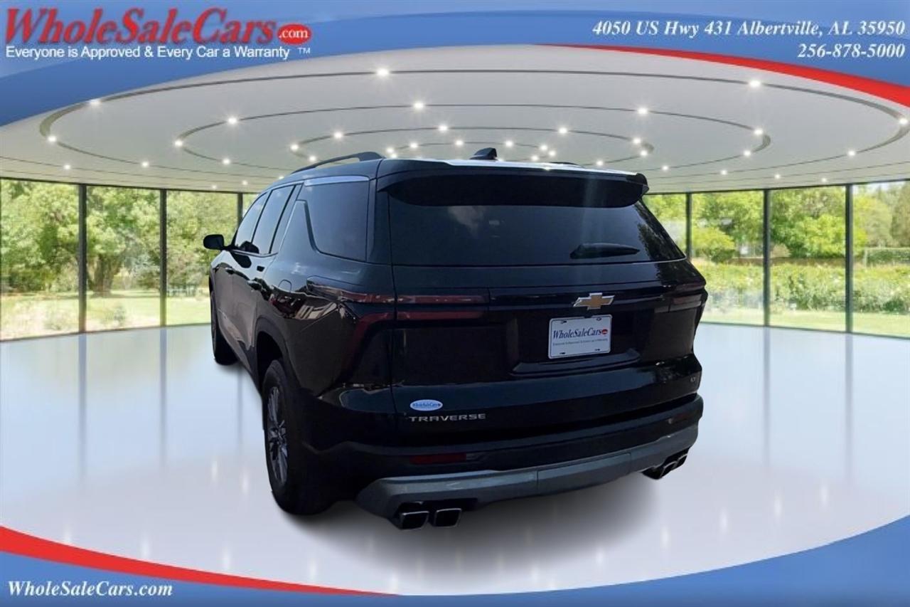 Chevrolet Traverse LT 4D SUV FWD 2025