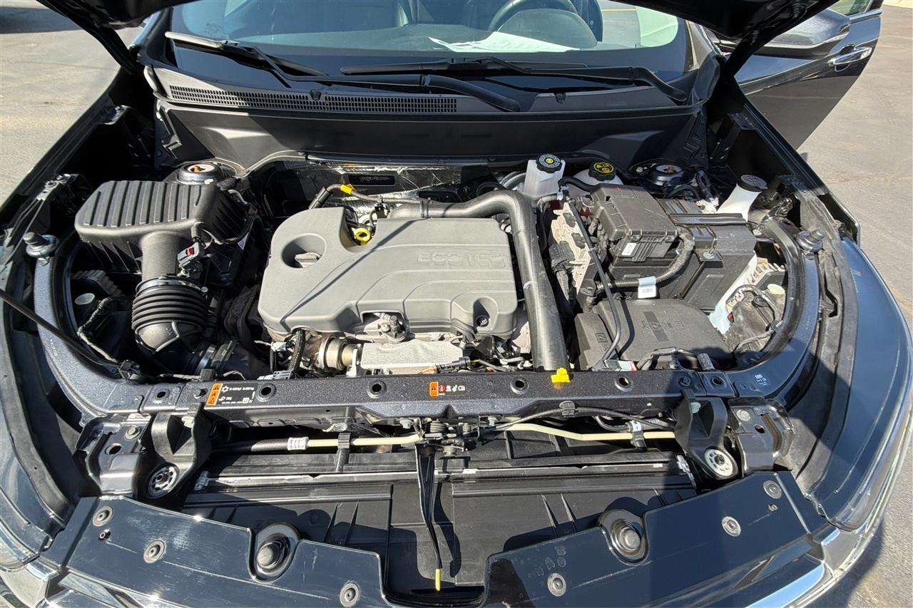 Chevrolet Equinox Premier 4D SUV FWD 2022