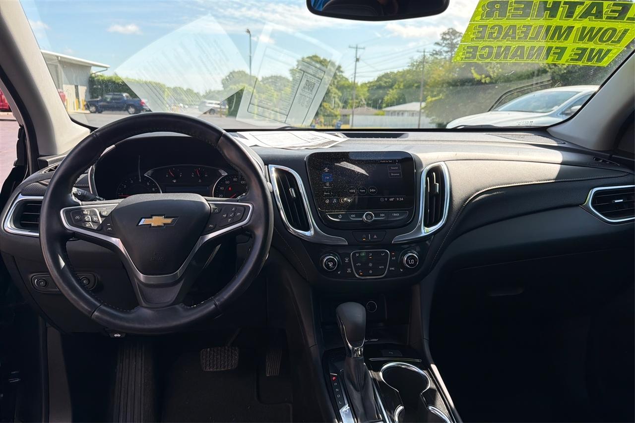Chevrolet Equinox Premier 4D SUV FWD 2022
