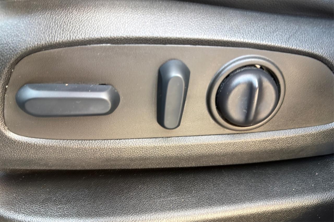 Chevrolet Equinox Premier 4D SUV FWD 2022