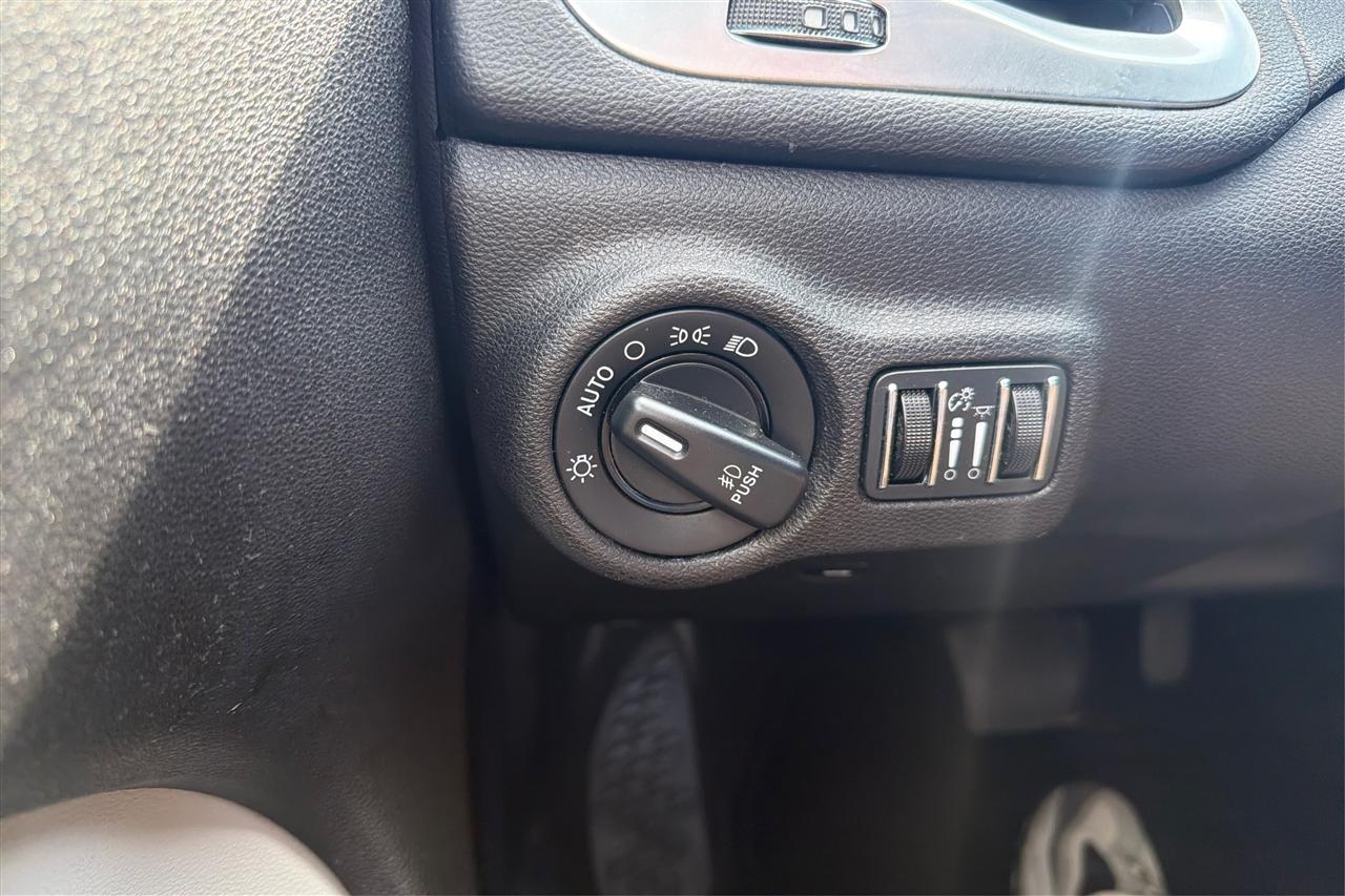 Dodge Dart SXT 4D Sedan 2016