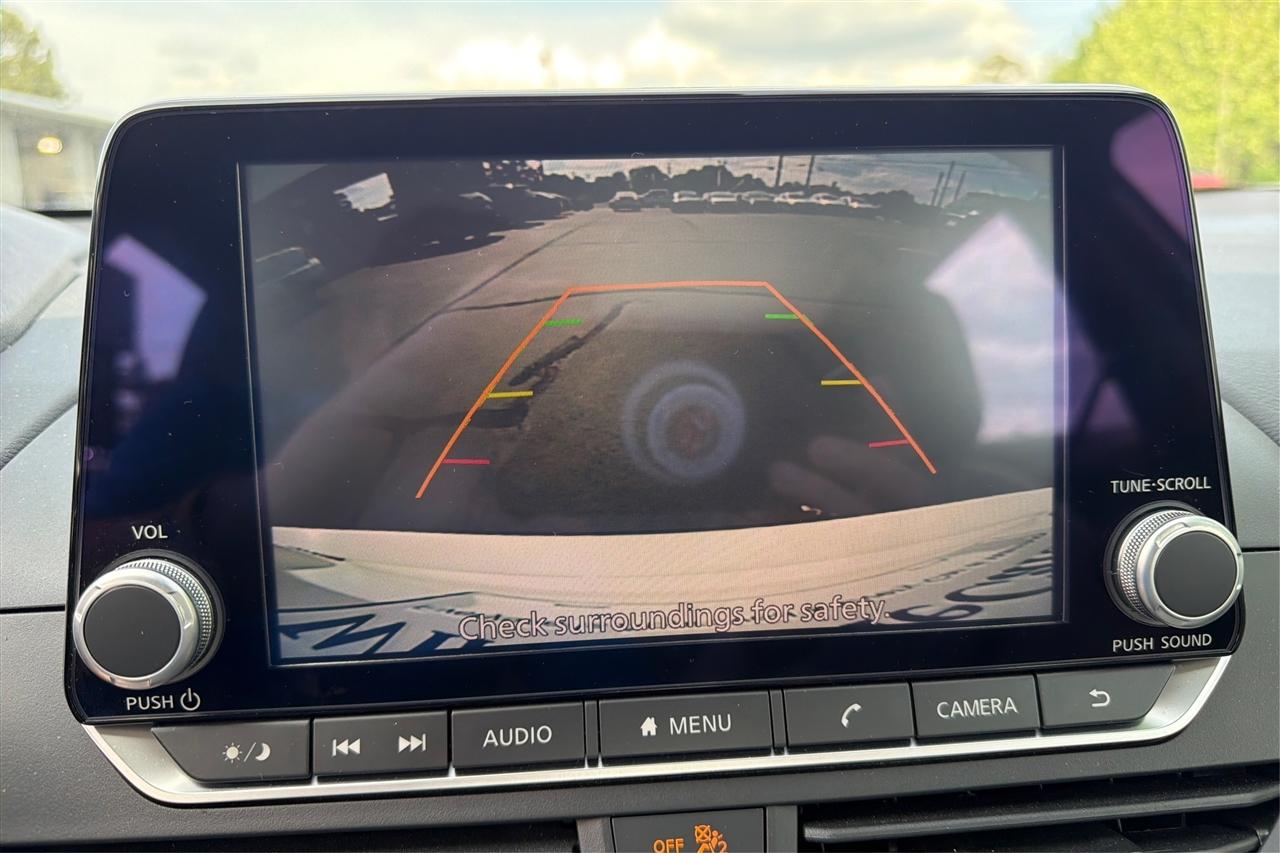 Nissan Altima SV 4D Sedan 2.5 2024