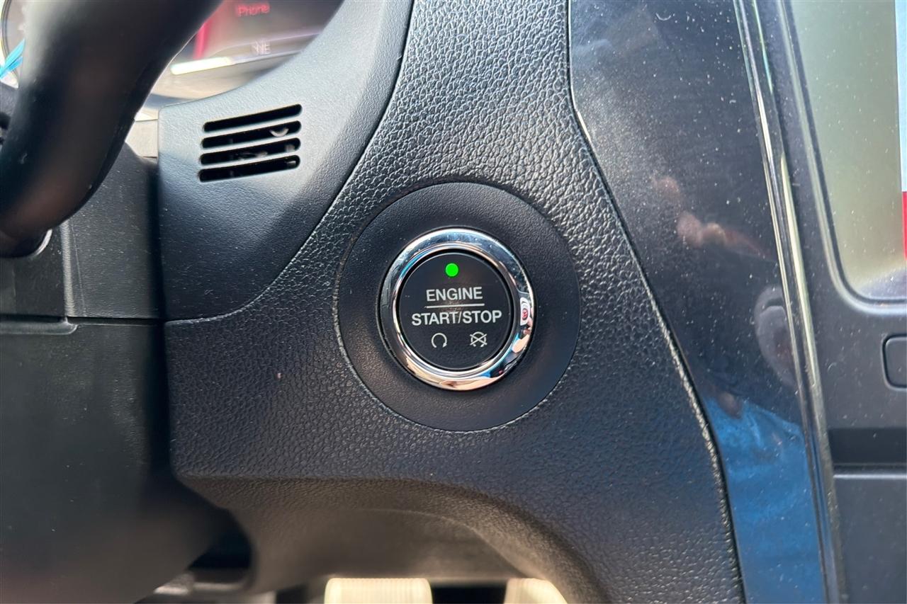 Ford Explorer 4dr XLT 2018