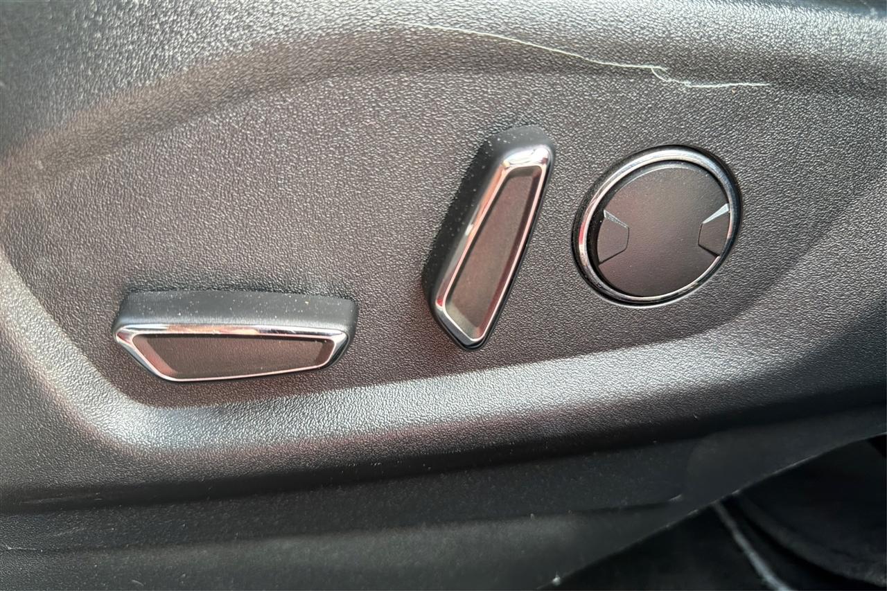 Ford Explorer 4dr XLT 2018