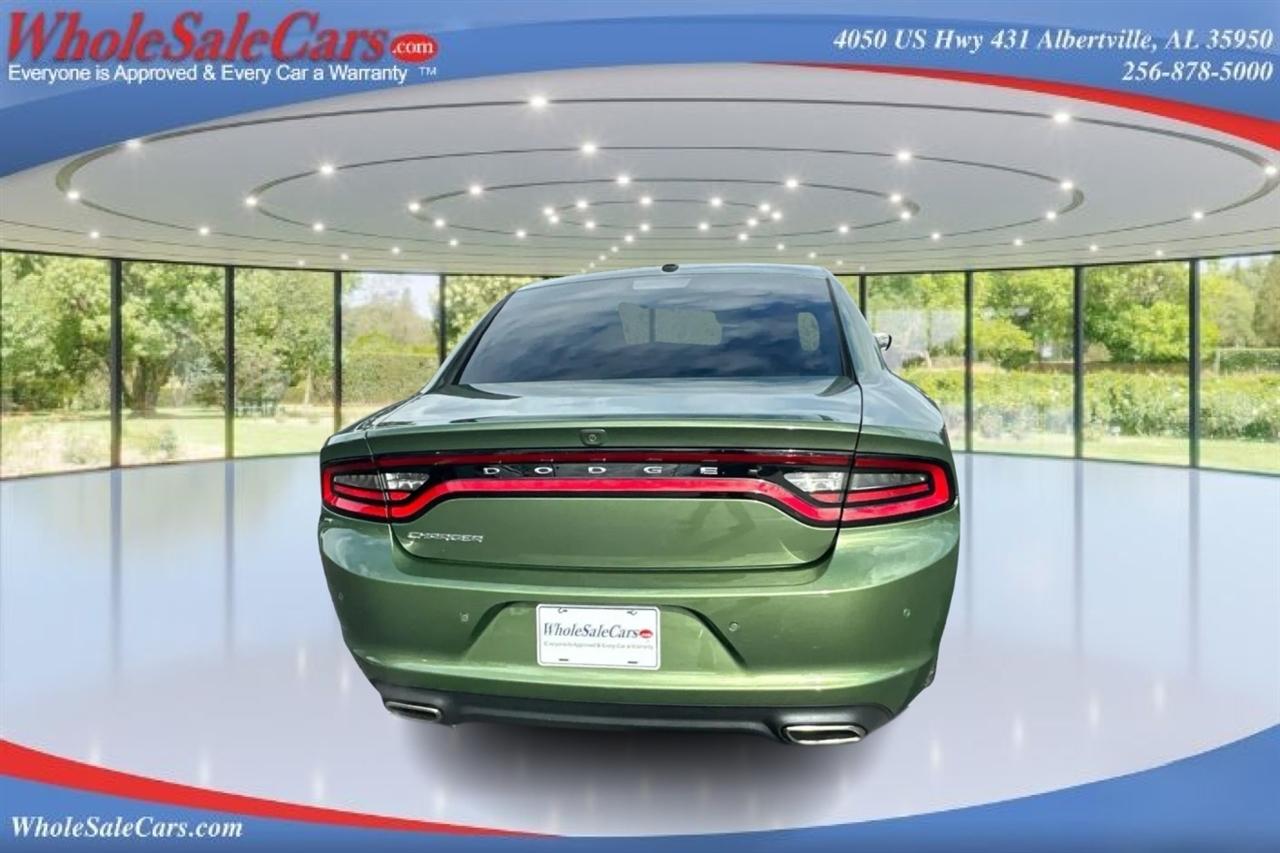 Dodge Challenger SXT 2D Coupe 2022