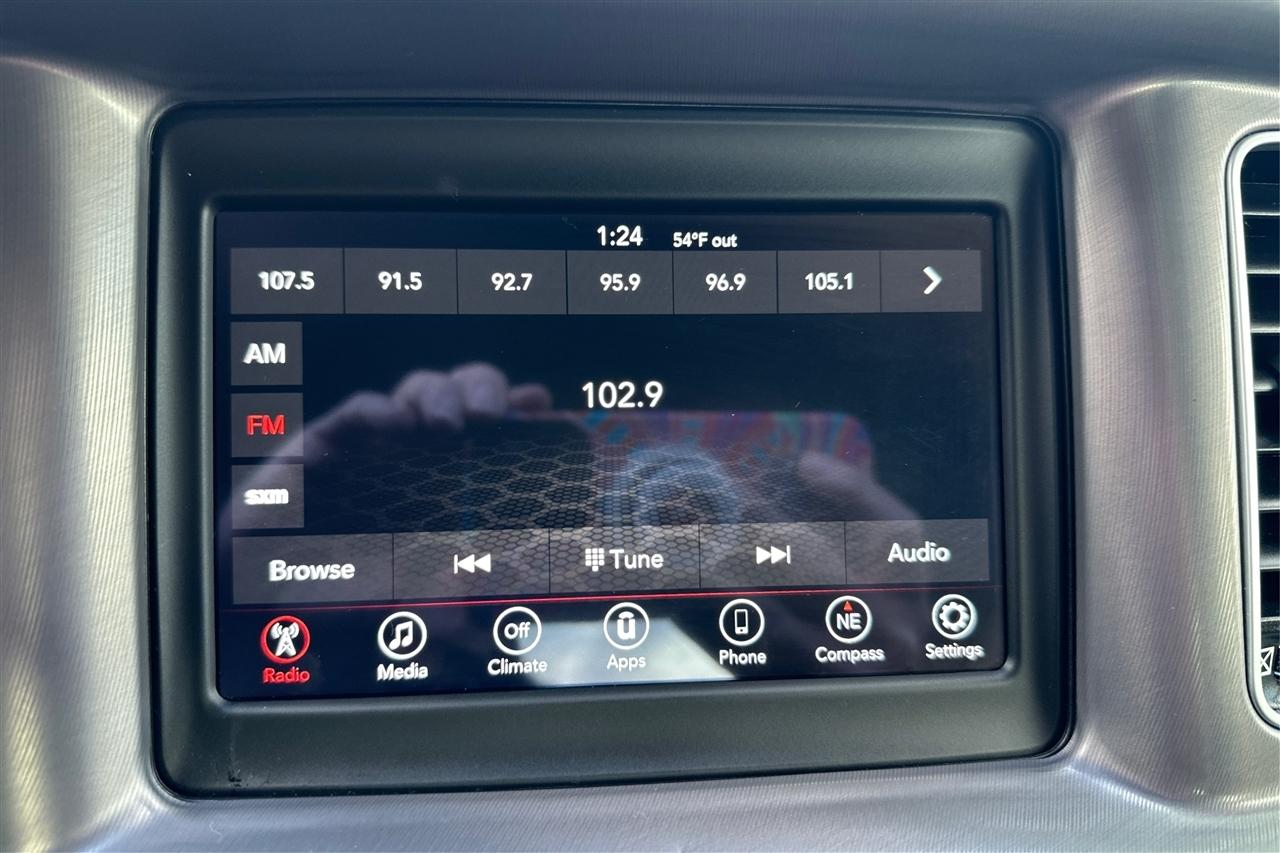 Dodge Challenger SXT 2D Coupe 2022