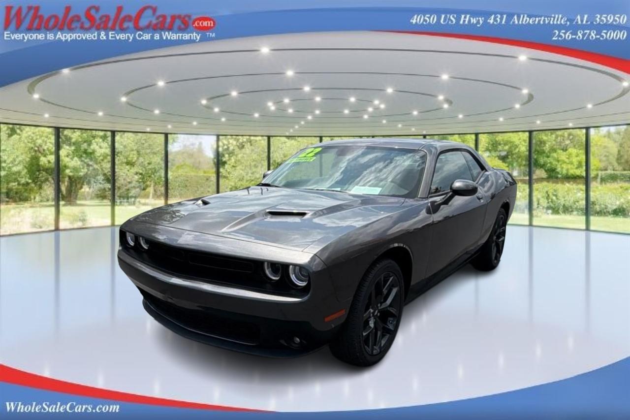 Dodge Challenger SXT 2D Coupe 2022
