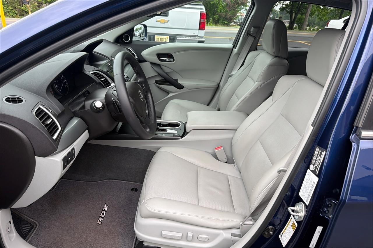 Acura RDX Tech 4D SUV FWD 2016