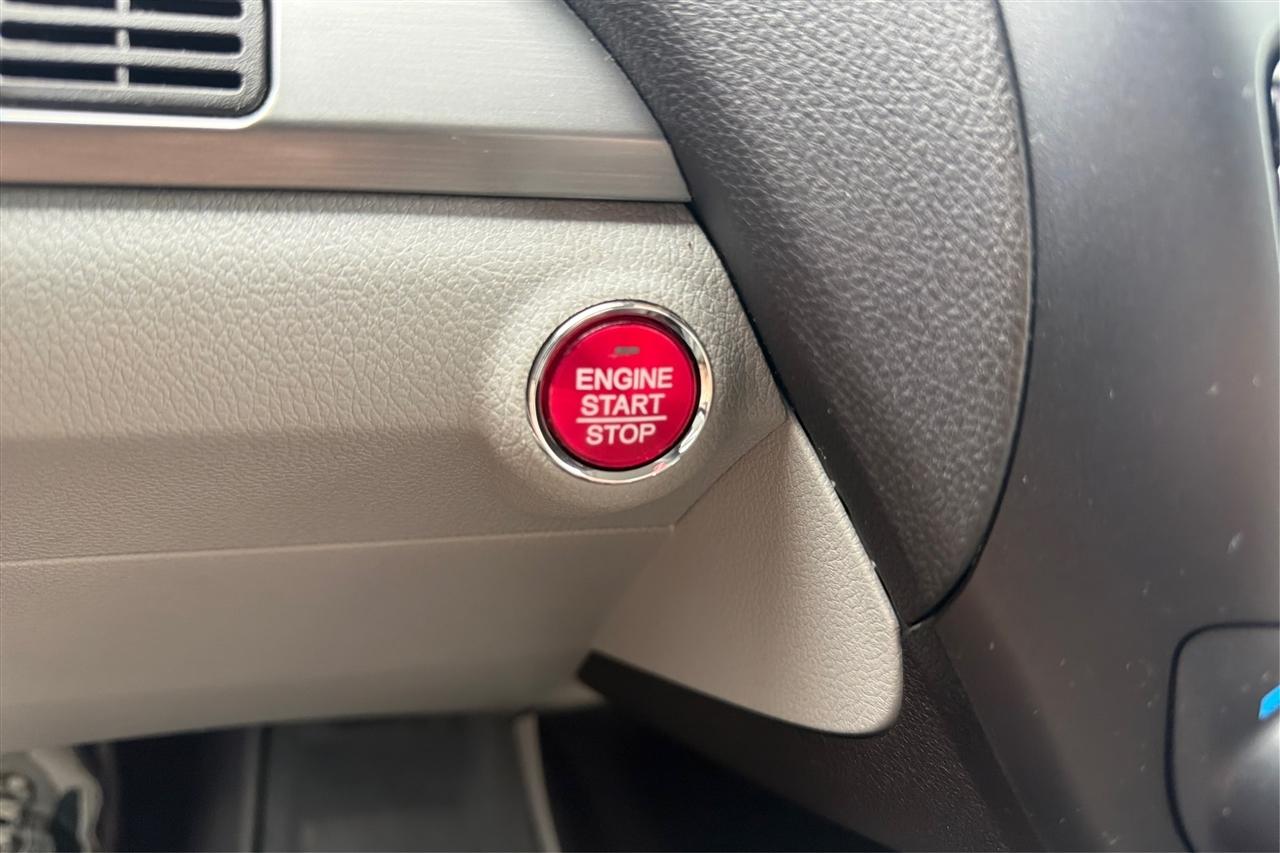 Acura RDX Tech 4D SUV FWD 2016