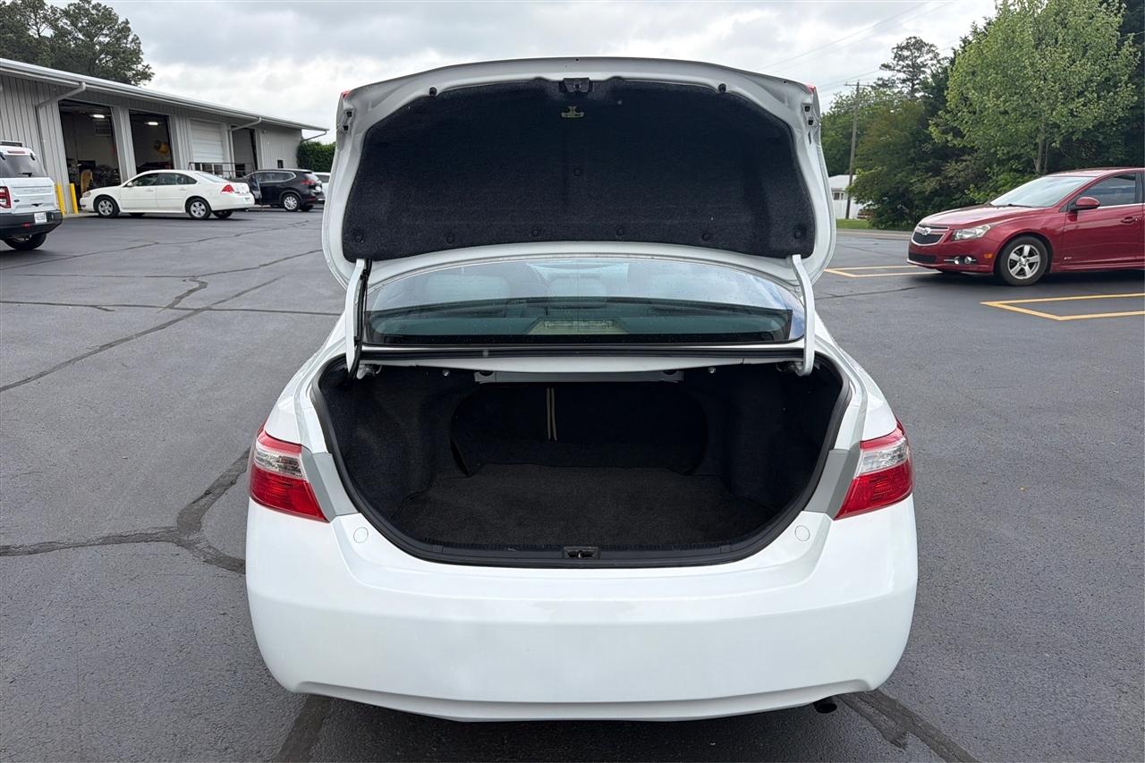 Toyota Camry Base 4D Sedan 2009