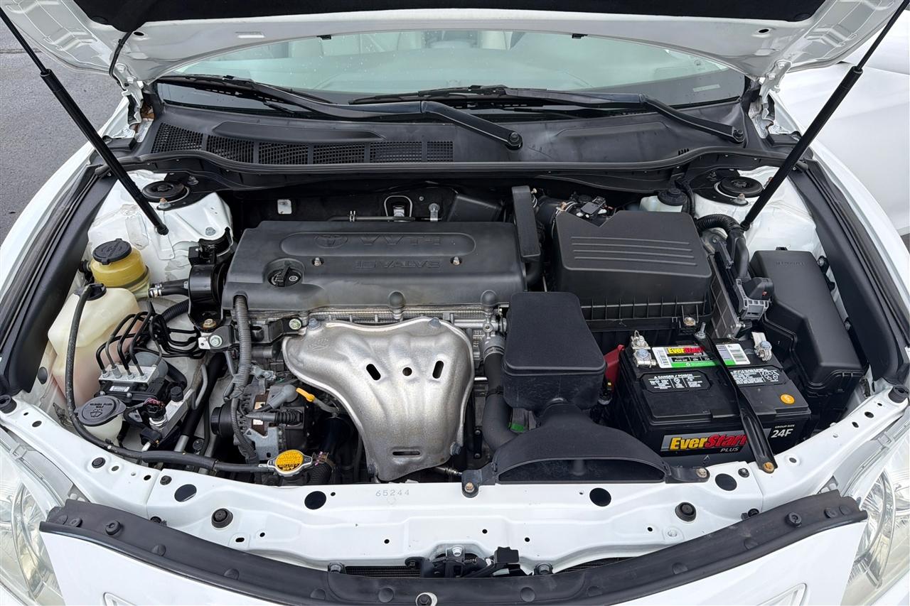 Toyota Camry Base 4D Sedan 2009