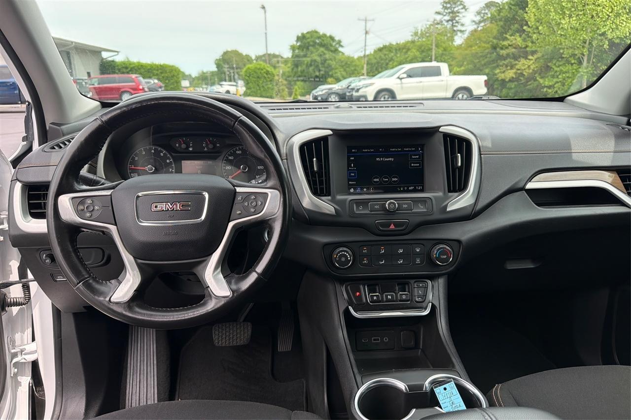GMC Terrain SLE 4D SUV FWD 2018
