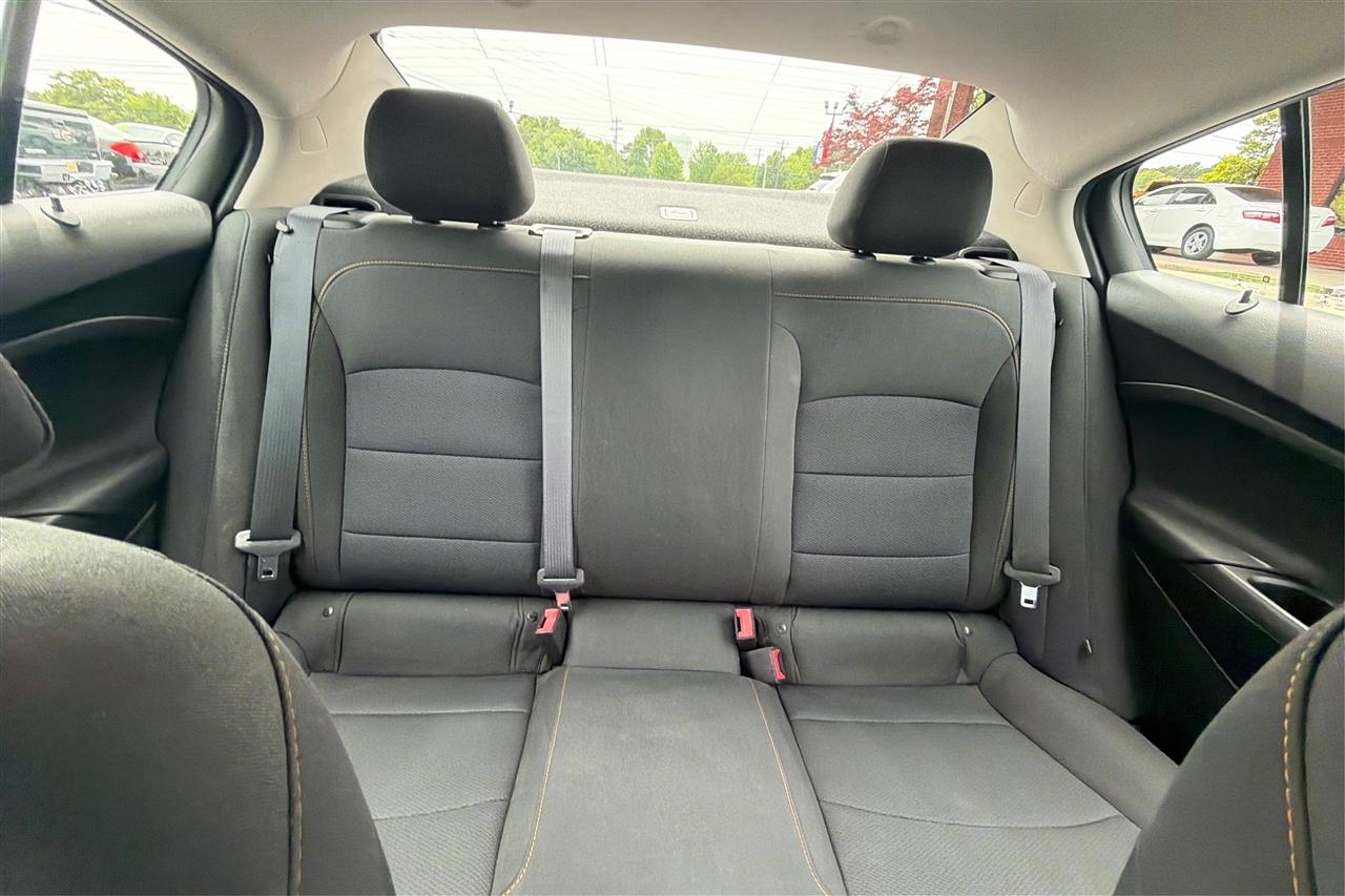 Chevrolet Cruze LS 4D Sedan 2017