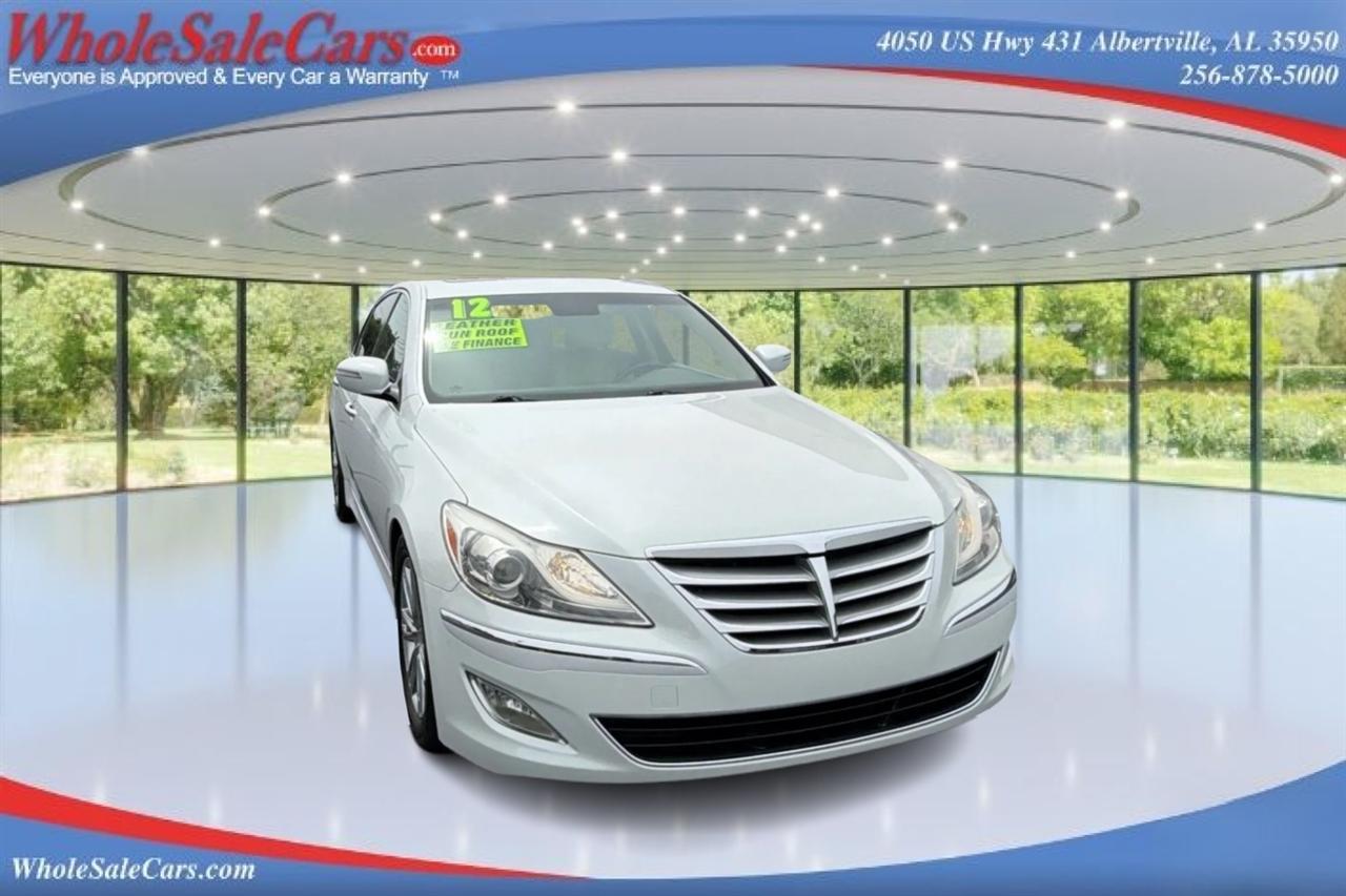 Hyundai Genesis 3.8L V6 4D Sedan 2012