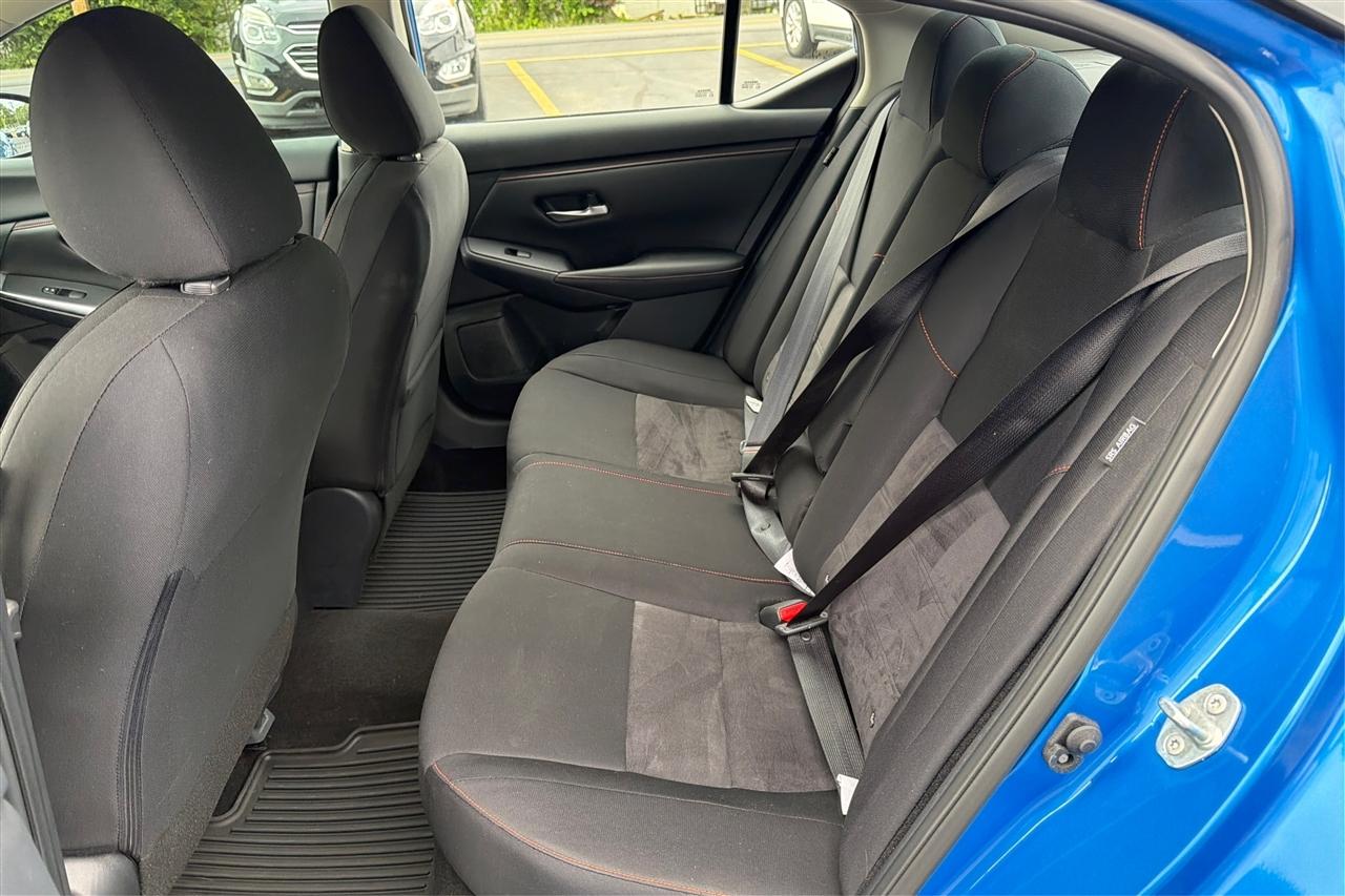 Nissan Sentra SR 4D Sedan 2025