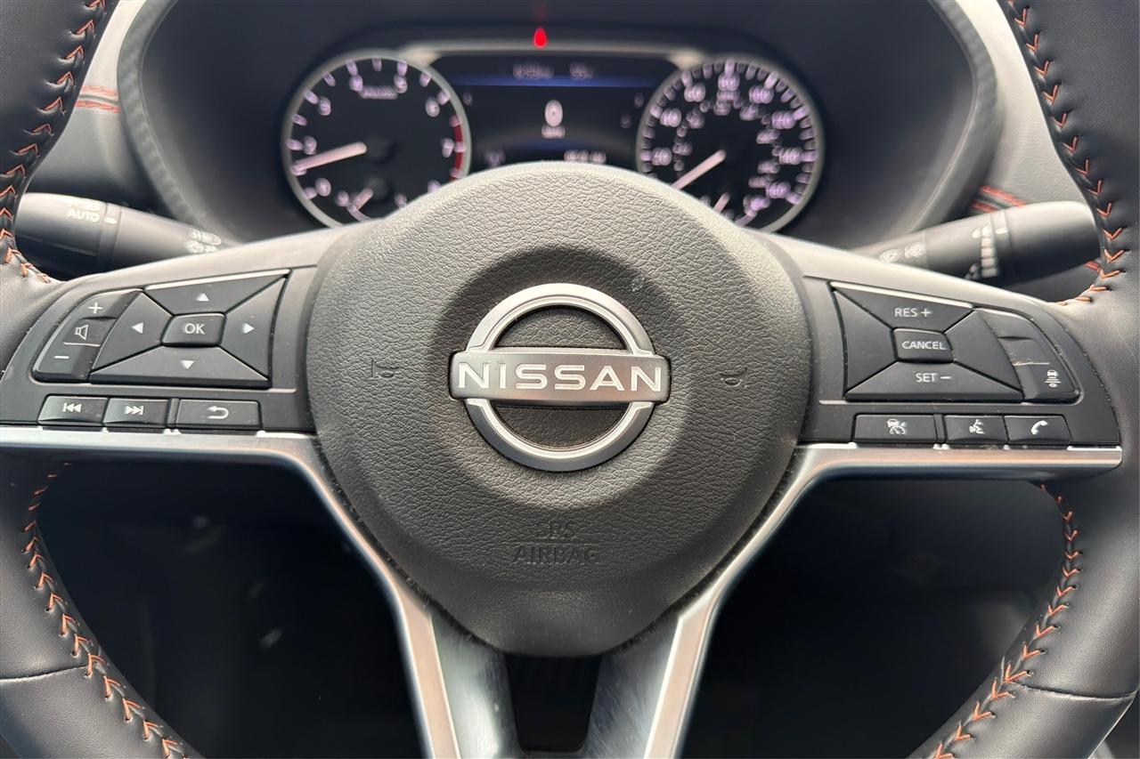 Nissan Sentra SR 4D Sedan 2025