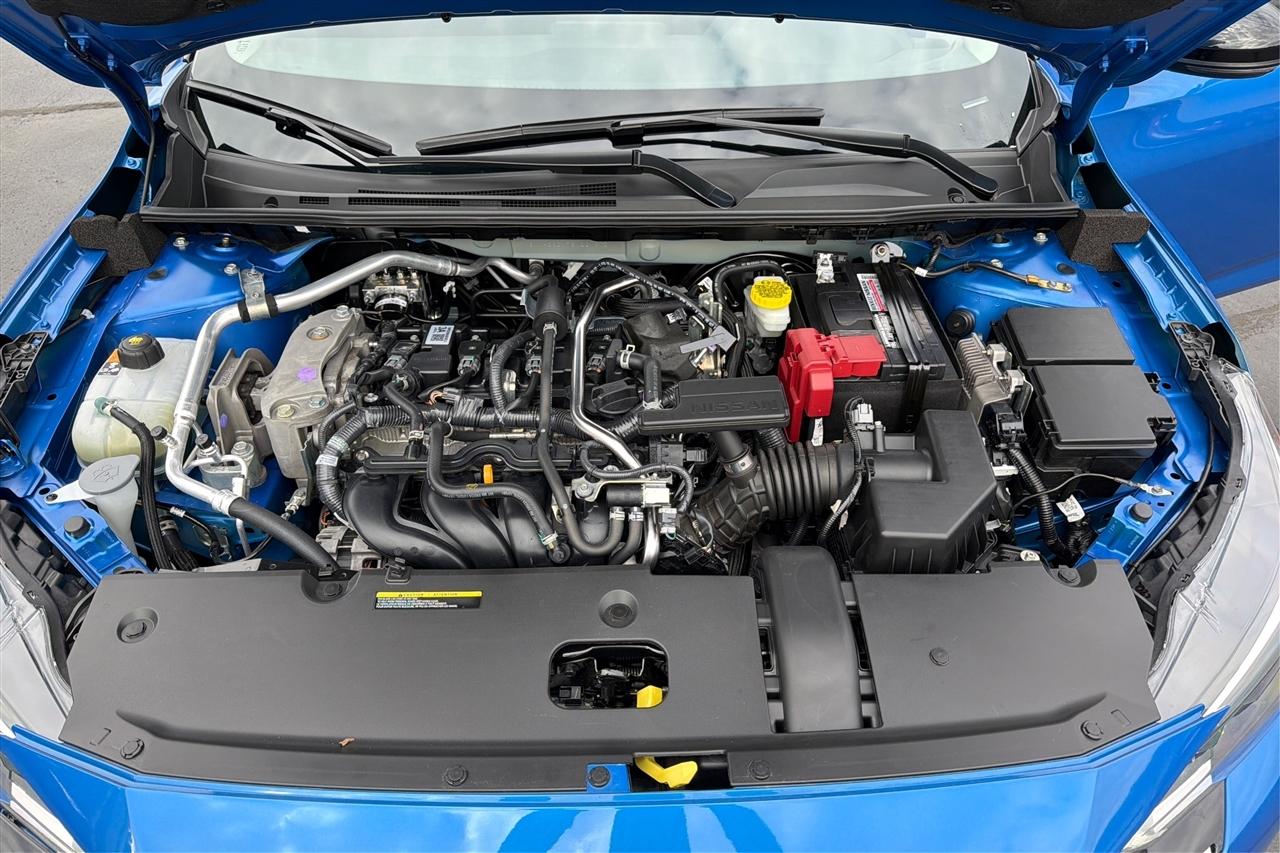 Nissan Sentra SR 4D Sedan 2025