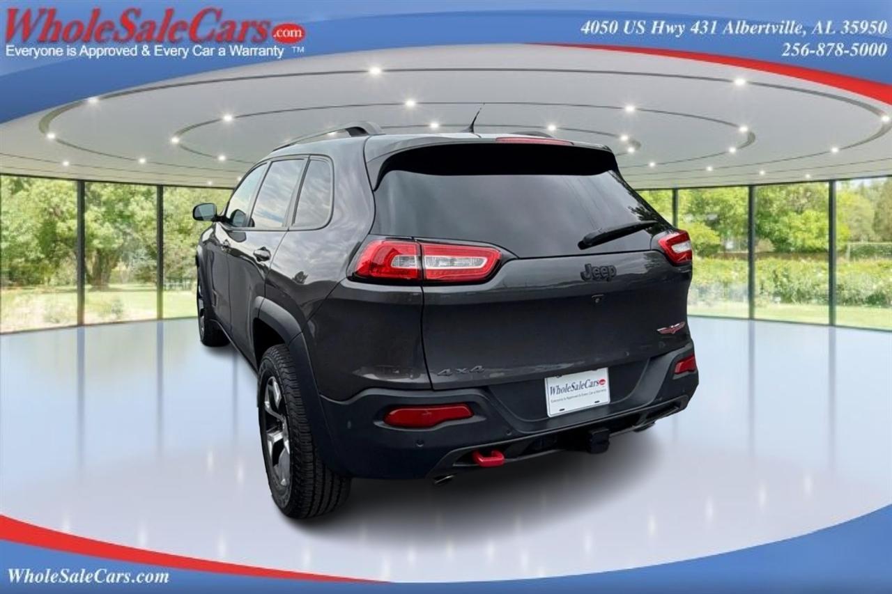 Jeep Cherokee Trailhawk 4D SUV 4WD 2014