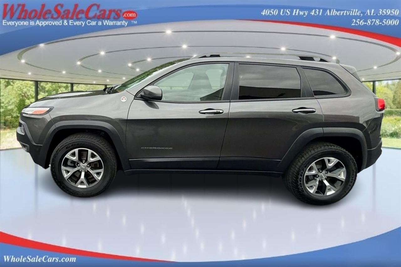 Jeep Cherokee Trailhawk 4D SUV 4WD 2014