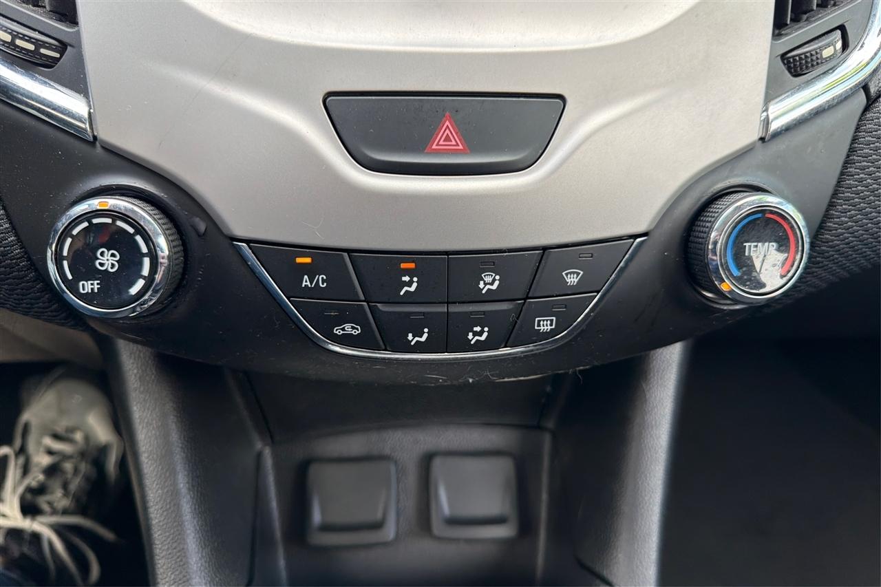 Chevrolet Cruze LS 4D Sedan 2016
