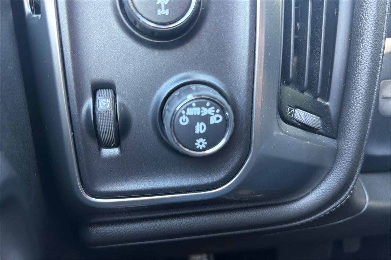 Chevrolet Silverado 1500 LTZ Crew Cab 4WD 2018