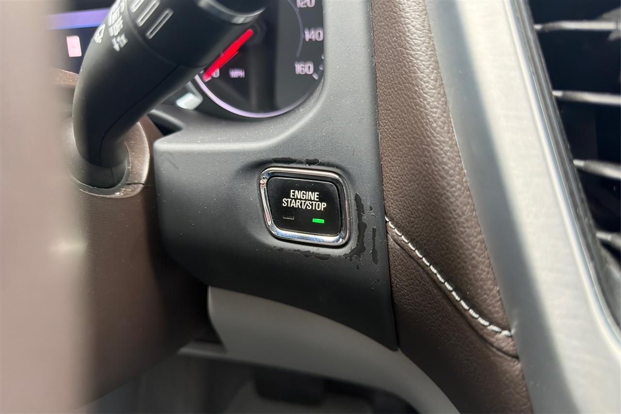 GMC Acadia SLT 4D SUV FWD 2021