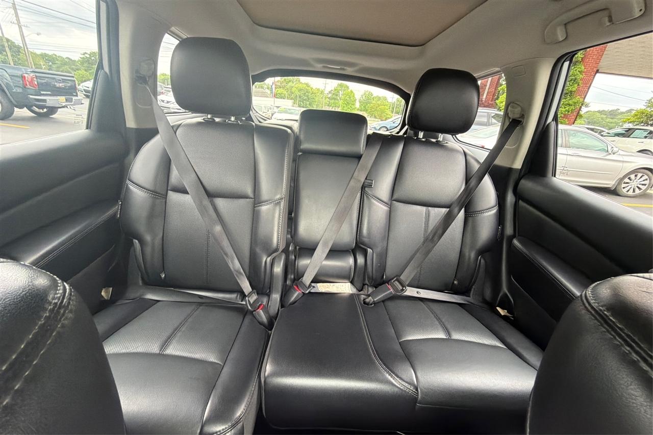 Nissan Pathfinder Platinum 4D SUV FWD 2020